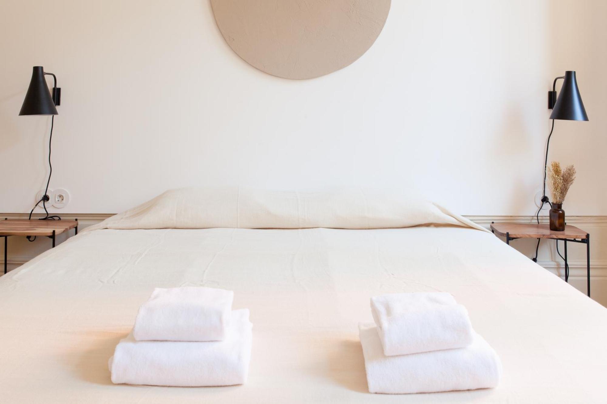 Viva Alameda Suites - River Guest House Porto Buitenkant foto